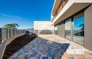 Дом 150м&sup2;, 2-этажный, участок 4 сот.  