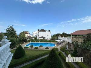 Дом 387м&sup2;, 4-этажный, участок 10 сот.  