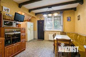 Коттедж 143м&sup2;, 3-этажный, участок 1 сот.  