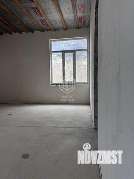 Коттедж 135м&sup2;, 3-этажный, участок 6 сот.  