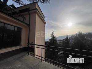 Дом 300м&sup2;, 4-этажный, участок 5 сот.  