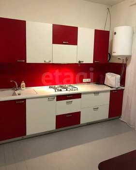 Дом 50м&sup2;, 1-этажный, участок 5 сот.  