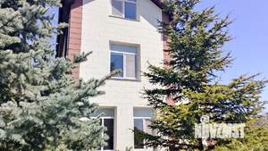 Дом 325м², 3-этажный, участок 15 сот.  