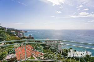 Дом 1680м&sup2;, 4-этажный, участок 32 сот.  