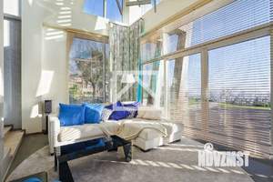 Дом 521м&sup2;, 2-этажный, участок 30 сот.  