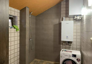 Дом 350м&sup2;, 5-этажный, участок 230 сот.  