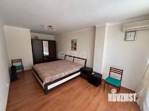 Дом 180м², 1-этажный, участок 1 сот.  
