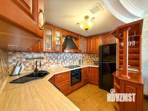 Дом 185м², 3-этажный, участок 5 сот.  