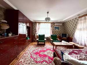 Дом 479м&sup2;, 2-этажный, участок 16 сот.  