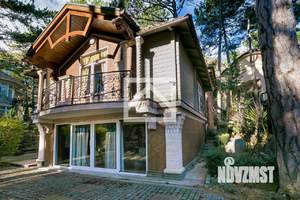 Дом 330м&sup2;, 2-этажный, участок 10 сот.  