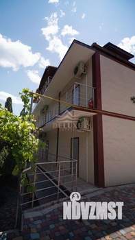 Дом 600м², 3-этажный, участок 6 сот.  