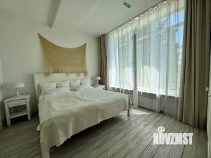 Дом 273м², 3-этажный, участок 5 сот.  