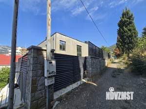 Дом 285м², 3-этажный, участок 4 сот.  