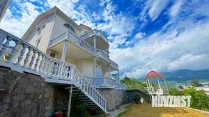 Дом 532м², 3-этажный, участок 9 сот.  