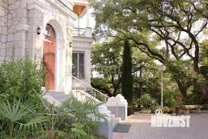 Дом 825м², 3-этажный, участок 31 сот.  