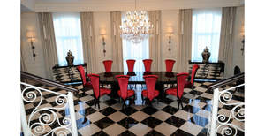 Дом 830м², 3-этажный, участок 10 сот.  