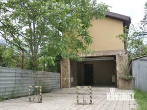 Дом 140м&sup2;, 2-этажный, участок 6 сот.  