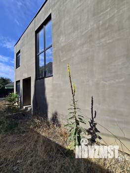 Дом 285м², 3-этажный, участок 4 сот.  