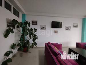 Дом 814м&sup2;, 4-этажный, участок 10 сот.  