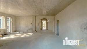 Дом 300м&sup2;, 3-этажный, участок 11 сот.  