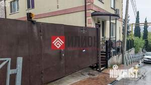 Таунхаус 345м², 3-этажный, участок 1 сот.  