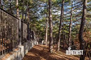 Дом 266м&sup2;, 3-этажный, участок 20 сот.  