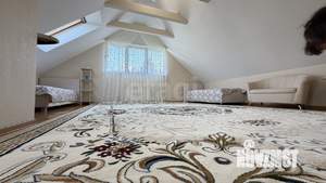 Дом 303м&sup2;, 3-этажный, участок 7 сот.  