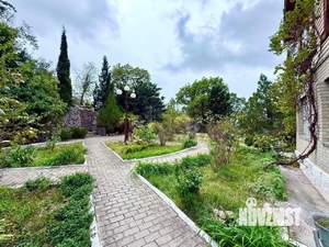 Дом 479м&sup2;, 2-этажный, участок 16 сот.  