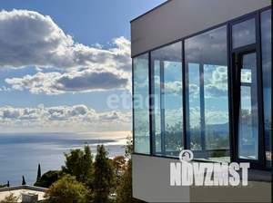 Дом 542м², 3-этажный, участок 10 сот.  