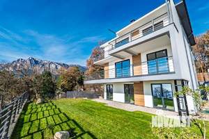 Дом 326м&sup2;, 3-этажный, участок 8 сот.  