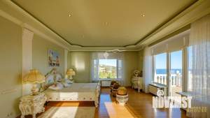 Дом 675м&sup2;, 2-этажный, участок 25 сот.  