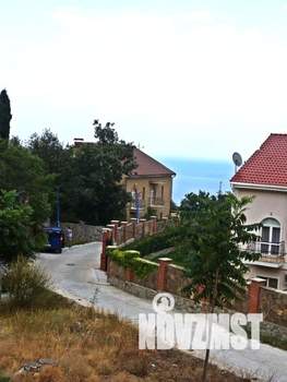 Коттедж 710м&sup2;, 3-этажный, участок 9 сот.  