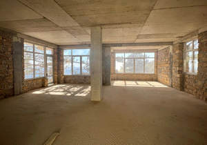 Дом 295м&sup2;, 3-этажный, участок 4 сот.  