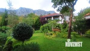 Коттедж 622м&sup2;, 3-этажный, участок 30 сот.  