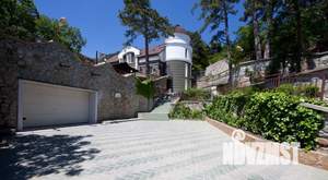 Дом 600м², 3-этажный, участок 12 сот.  