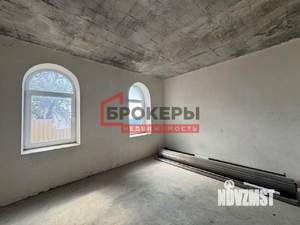 Дом 187м&sup2;, 3-этажный, участок 5 сот.  