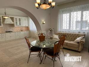 Дом 387м², 4-этажный, участок 10 сот.  