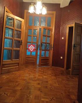 Дом 204м², 3-этажный, участок 5 сот.  