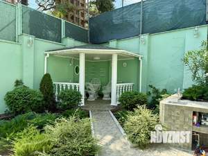 Дом 185м&sup2;, 2-этажный, участок 3 сот.  