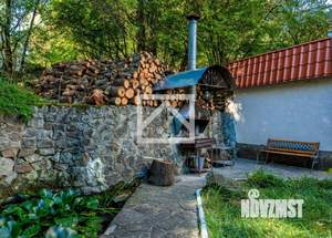 Дом 280м&sup2;, 3-этажный, участок 22 сот.  