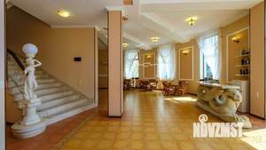 Дом 515м², 4-этажный, участок 10 сот.  