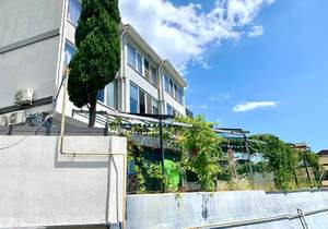 Дом 287м&sup2;, 3-этажный, участок 4 сот.  