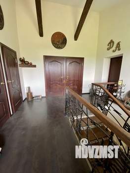 Дом 260м&sup2;, 2-этажный, участок 6 сот.  