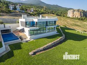 Дом 570м&sup2;, 2-этажный, участок 21 сот.  