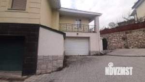 Дом 506м&sup2;, 3-этажный, участок 8 сот.  