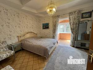 Дом 266м², 2-этажный, участок 1 сот.  