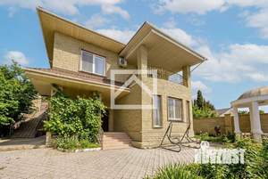 Дом 460м&sup2;, 3-этажный, участок 12 сот.  