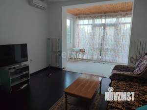 Дом 211м², 3-этажный, участок 1 сот.  