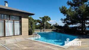 Дом 336м², 3-этажный, участок 29 сот.  