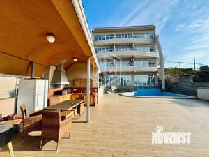 Дом 626м&sup2;, 4-этажный, участок 9 сот.  